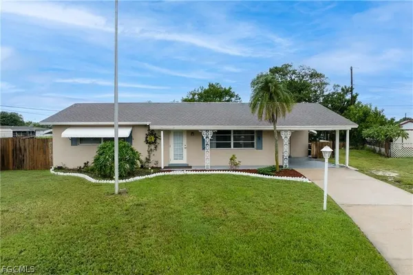 $2,000 | 312 Grovewood Avenue South, Lehigh Acres, FL 33936