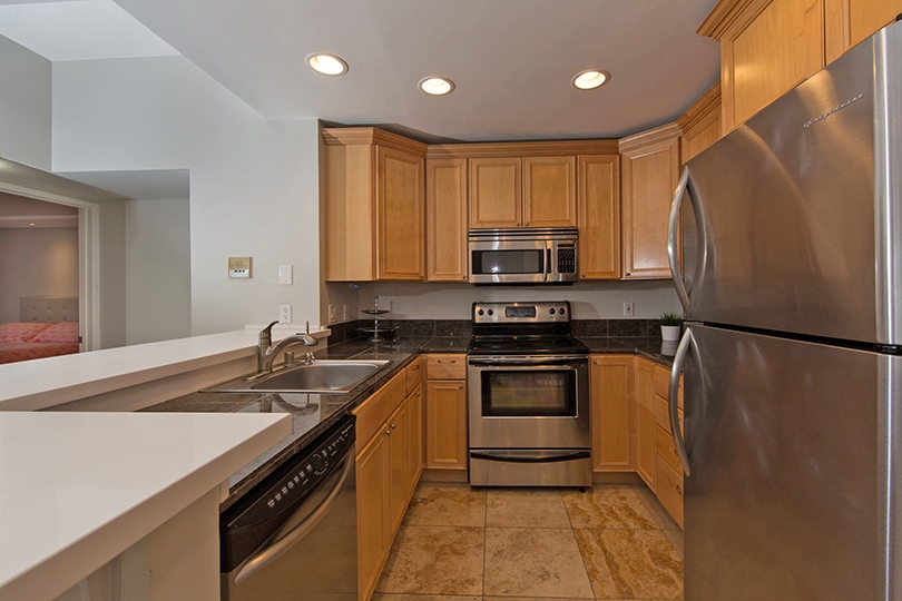 6717 Friars Road, Unit 91 San Diego, CA 92108 - Photo 8 of 24