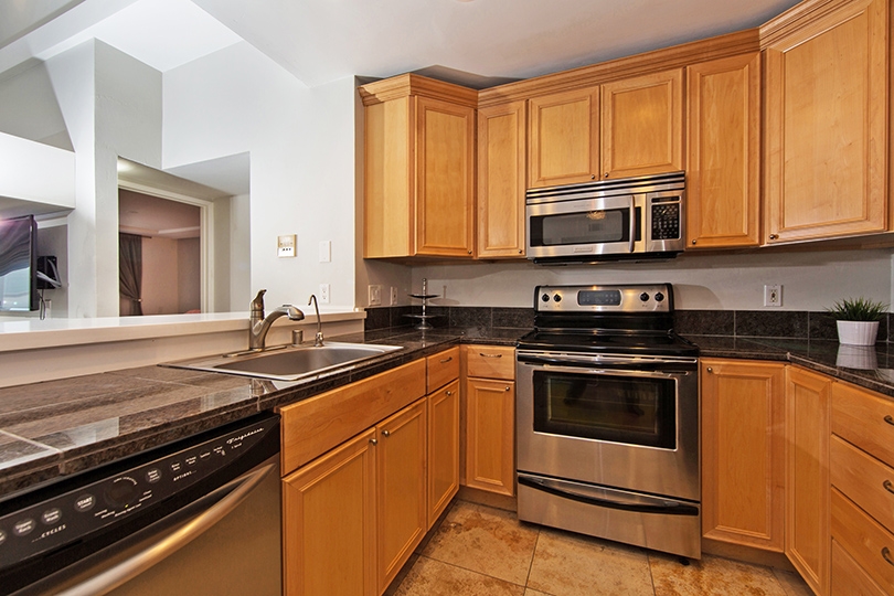 6717 Friars Road, Unit 91 San Diego, CA 92108 - Photo 9 of 24