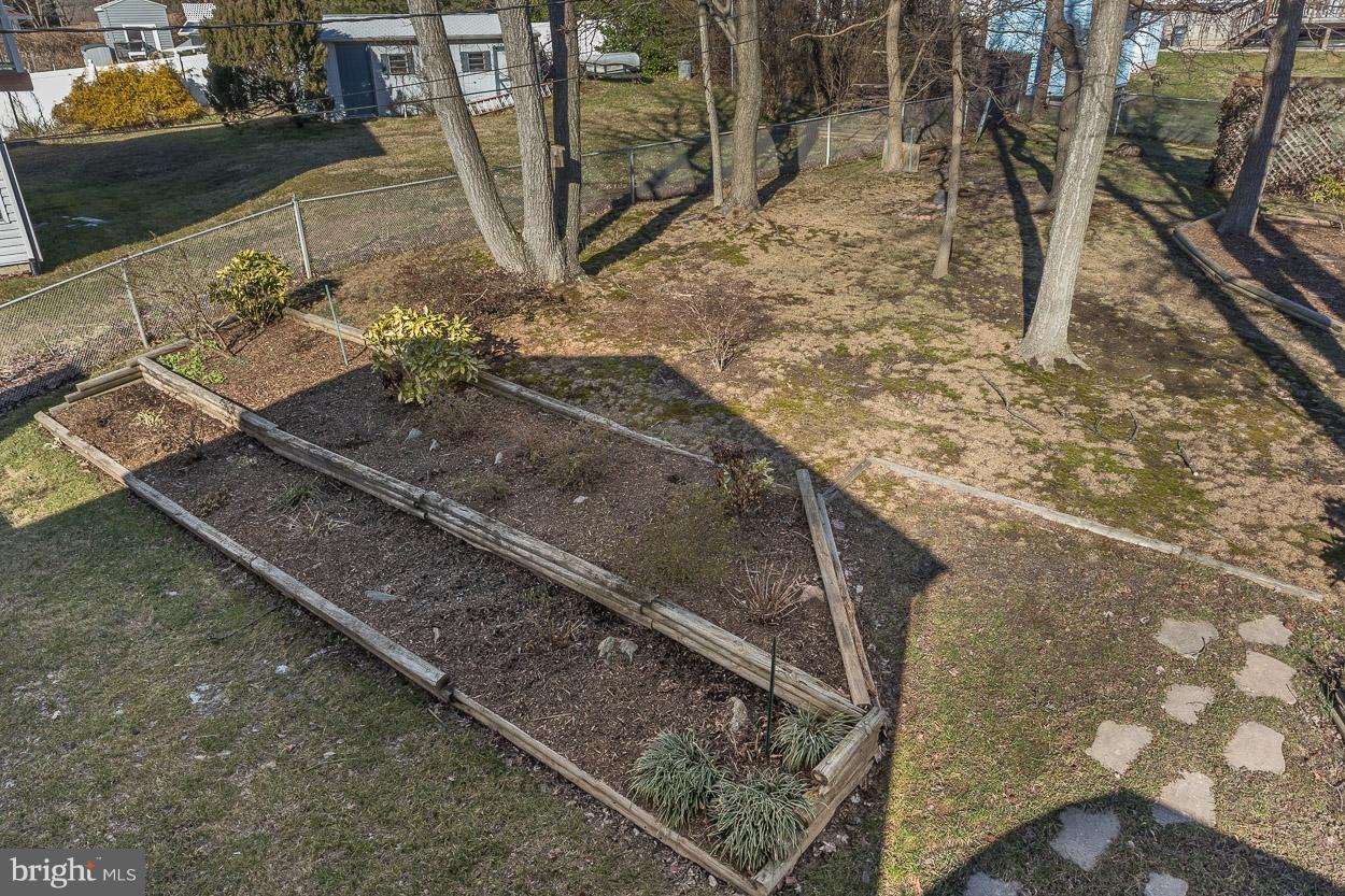 627 Hornbeam Road Edgewood, MD 21040 - Photo 11 of 46 Multiple tiers of Gardens.