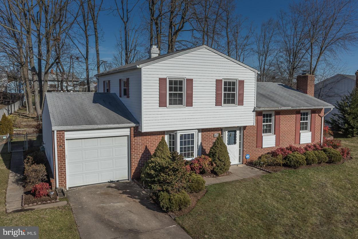 627 Hornbeam Road Edgewood, MD 21040 - Photo 3 of 46 1 Car Garage.