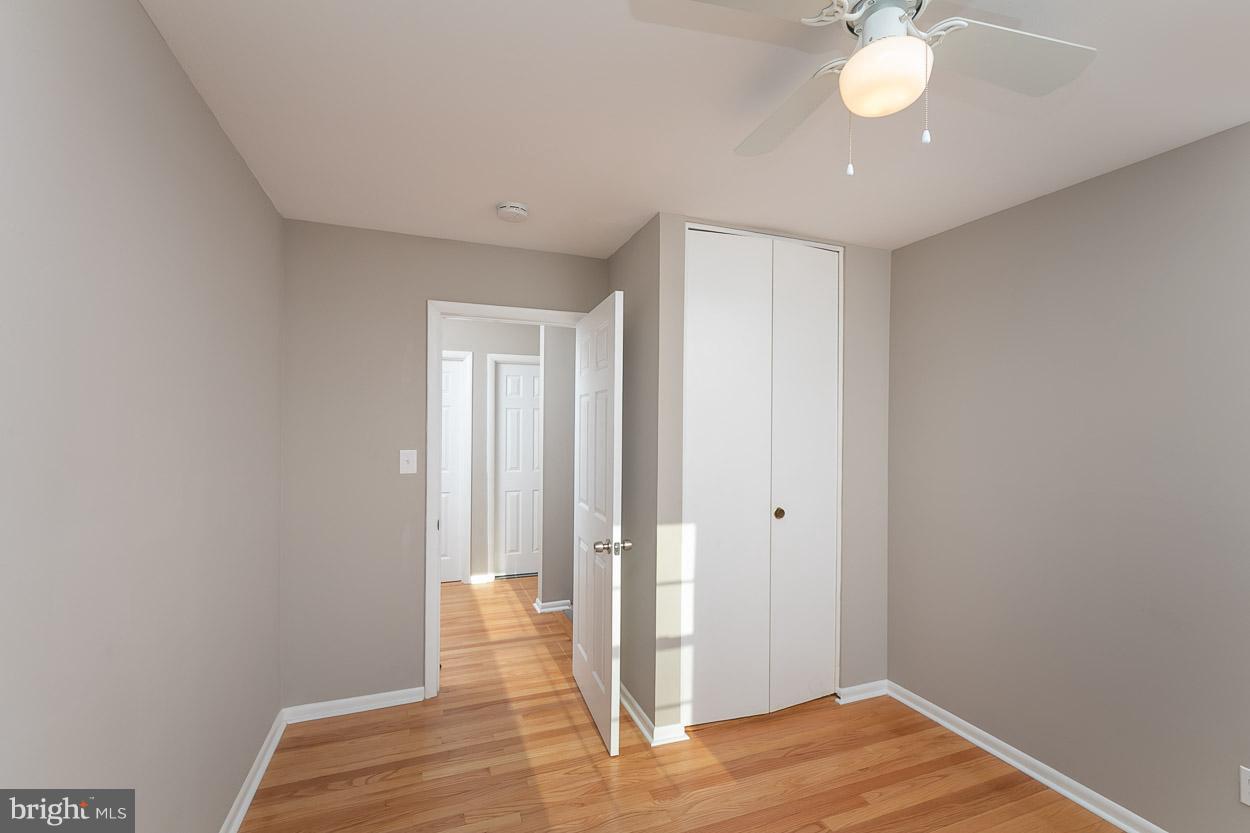 627 Hornbeam Road Edgewood, MD 21040 - Photo 43 of 46 Warm Paint Pallets in Bedrooms.