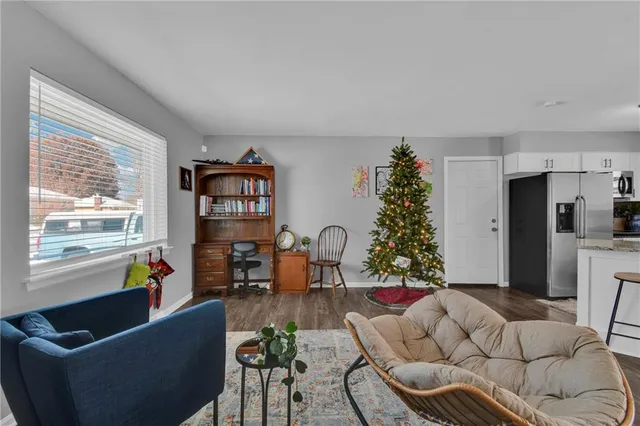 $325,000 | 3609 Southwest Harbor Circle, Lee's Summit, MO 64082