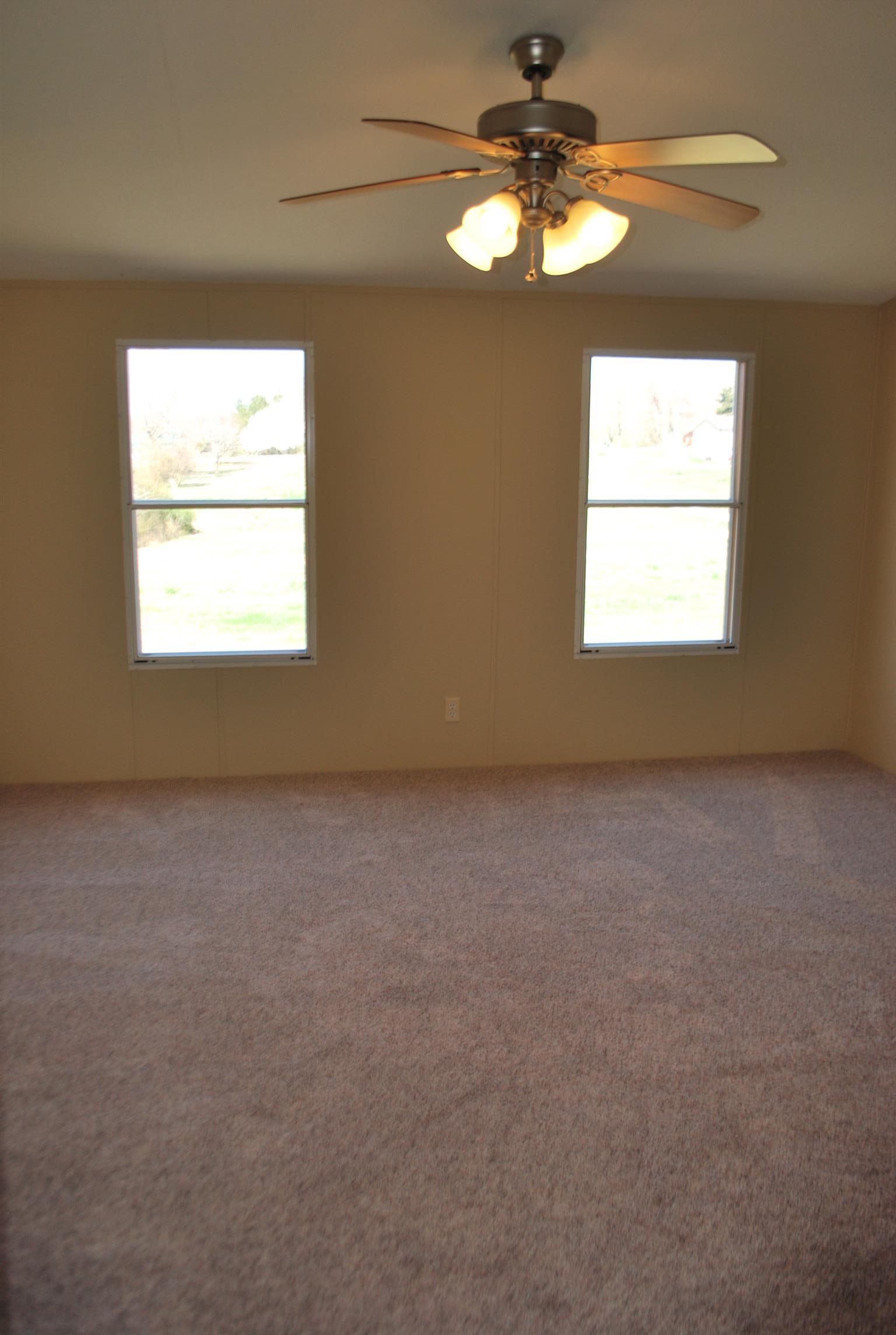989 Yellow Creek Road Dickson, TN 37055 - Photo 13 of 18 Gallery Image 13