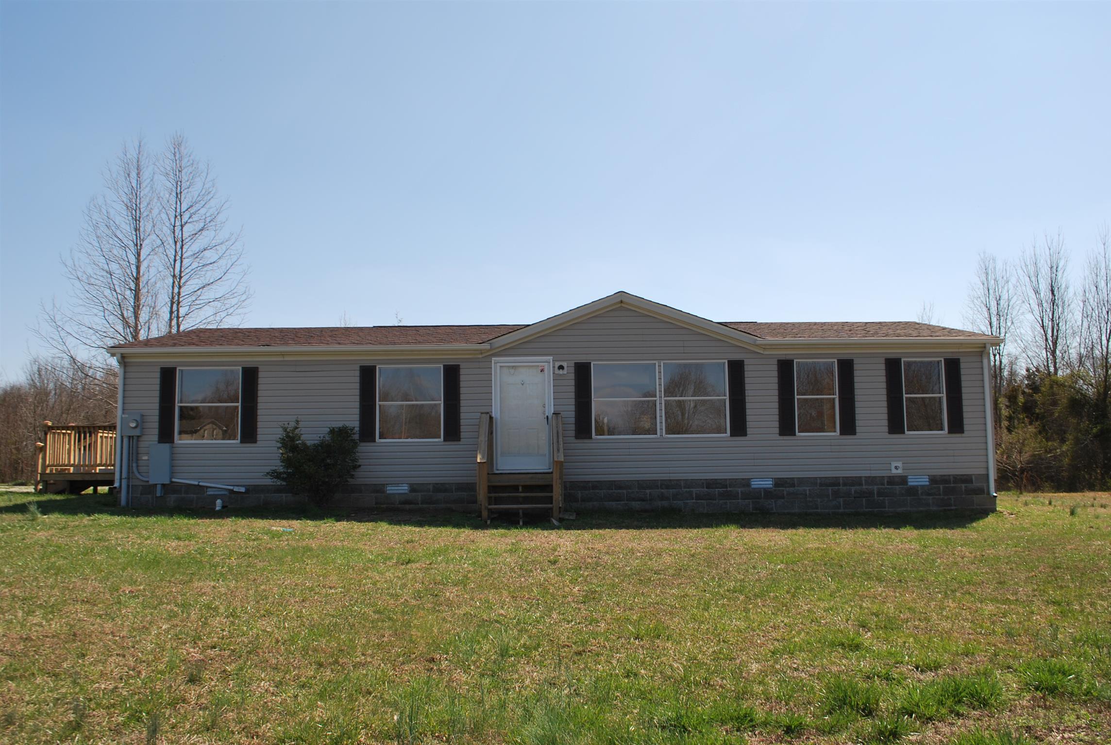989 Yellow Creek Road Dickson, TN 37055 - Photo 3 of 18 Gallery Image 3