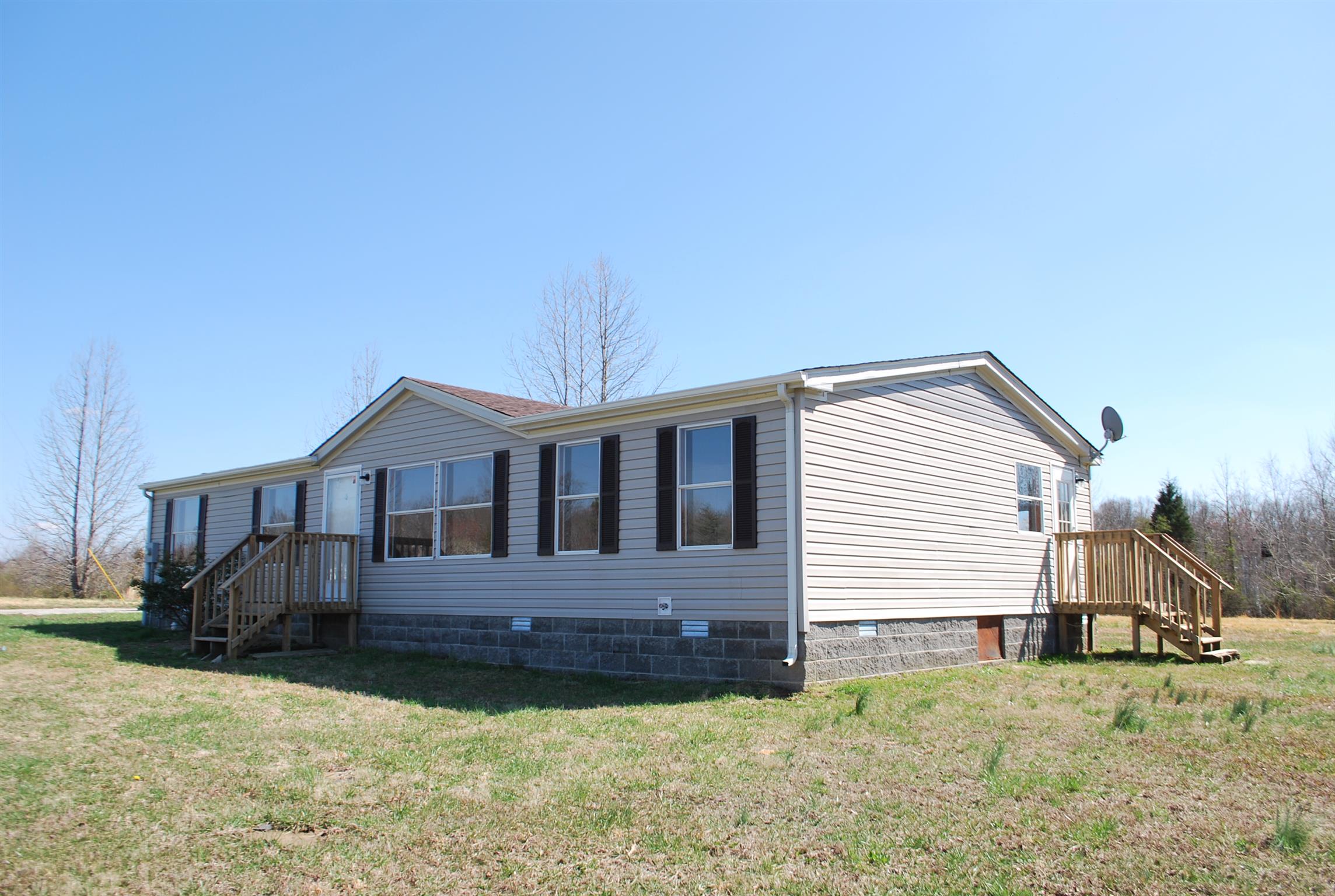 989 Yellow Creek Road Dickson, TN 37055 - Photo 4 of 18 Gallery Image 4