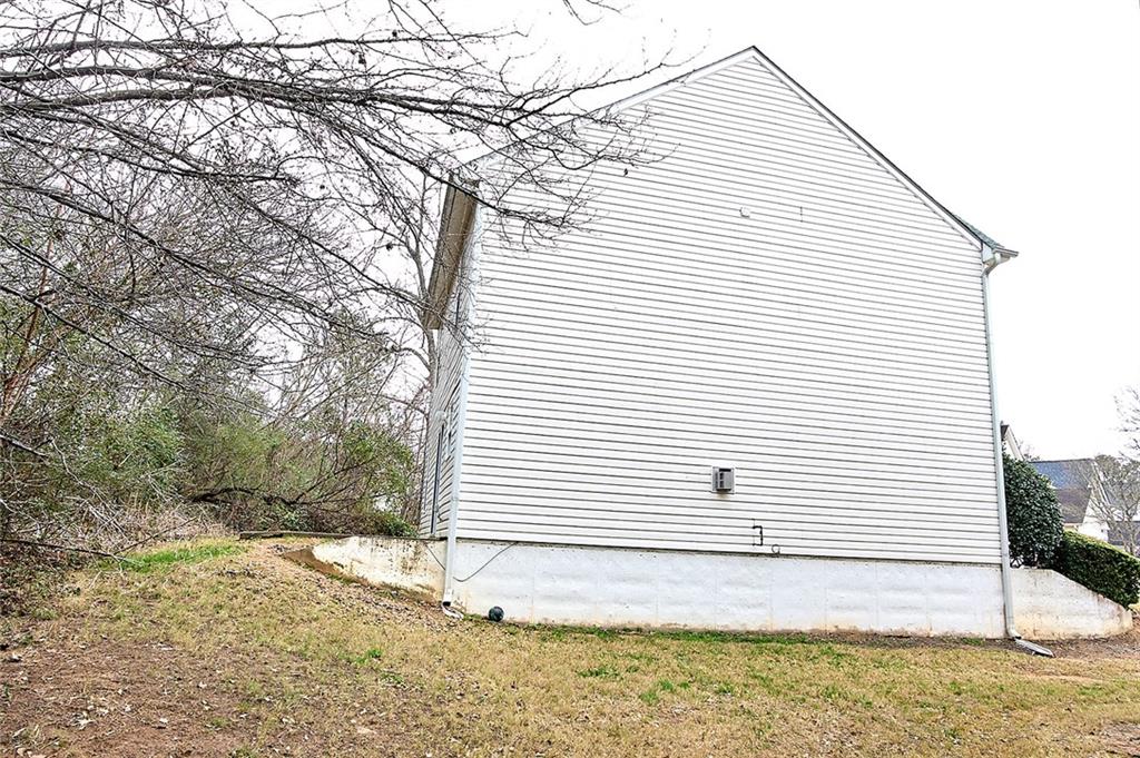 130 Springbottom Drive Southeast Lawrenceville, GA 30046 - Photo 4 of 23