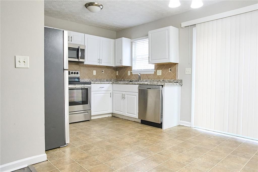 130 Springbottom Drive Southeast Lawrenceville, GA 30046 - Photo 7 of 23