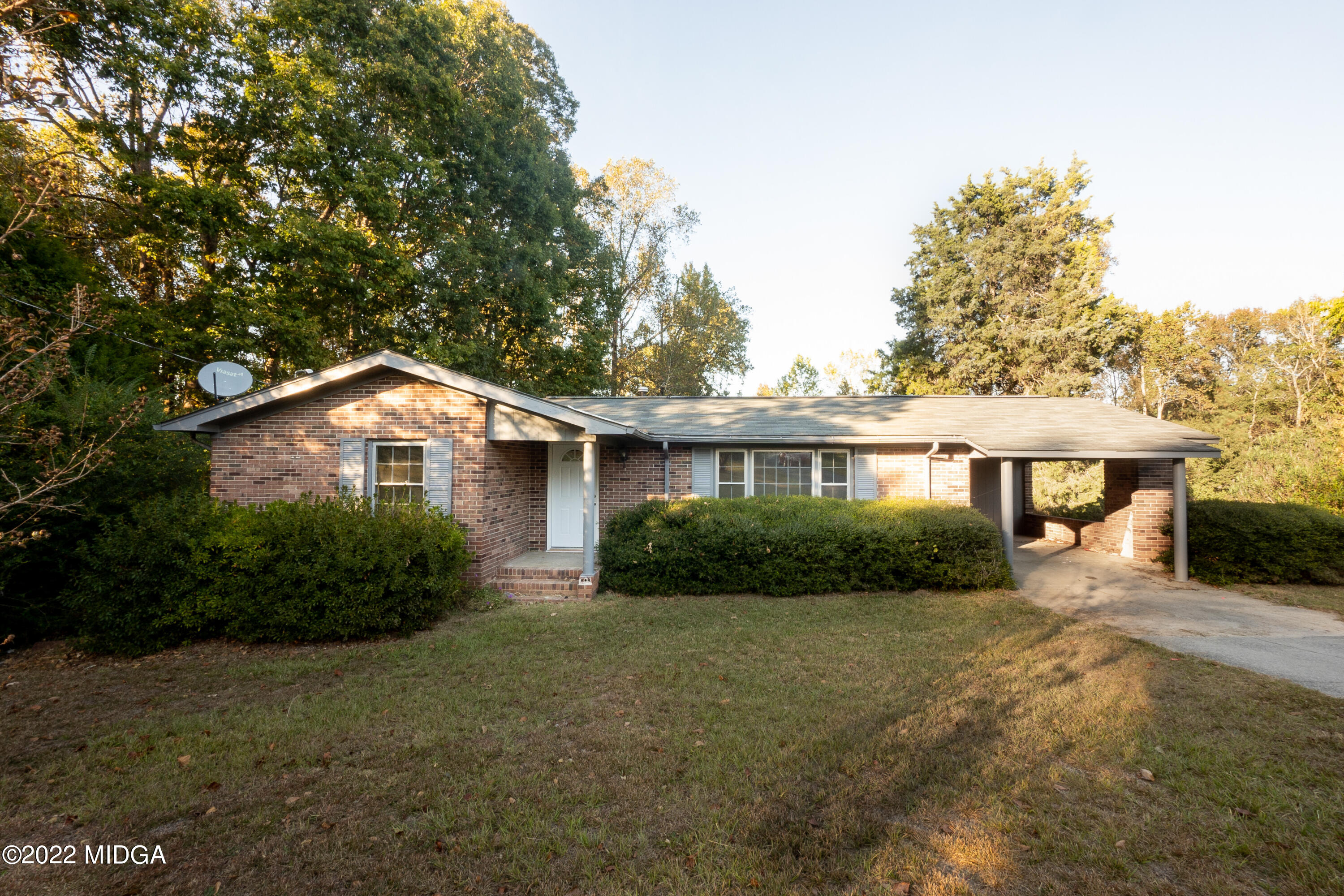 223 Henderson Road Macon, GA 31217 - Photo 1 of 39 front