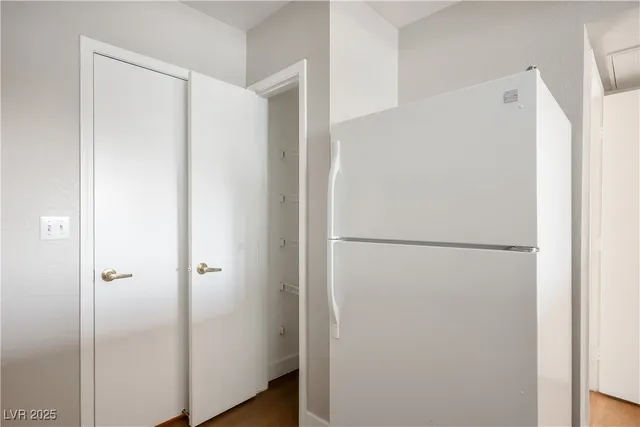 $1,350 | 6650 West Warm Springs Road, Unit 2040, Las Vegas, NV 89118