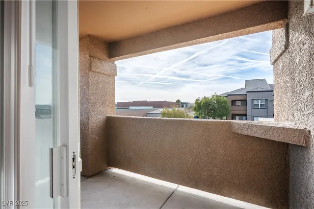 $1,350 | 6650 West Warm Springs Road, Unit 2040, Las Vegas, NV 89118
