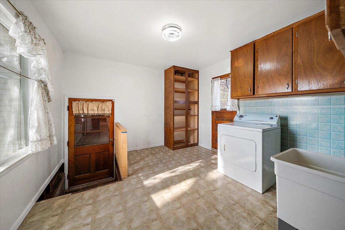 10733 Martz Road Ypsilanti, MI 48197 - Photo 17 of 31 23-10733 Martz Rd-23