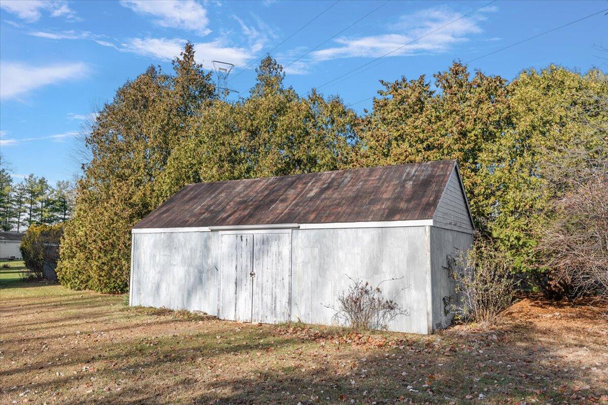10733 Martz Road Ypsilanti, MI 48197 - Photo 24 of 31 06-10733 Martz Rd-6