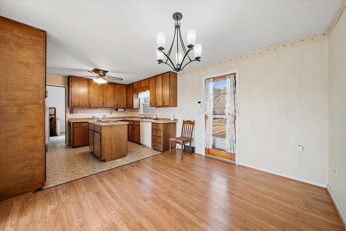 10733 Martz Road Ypsilanti, MI 48197 - Photo 7 of 31 17-10733 Martz Rd-17