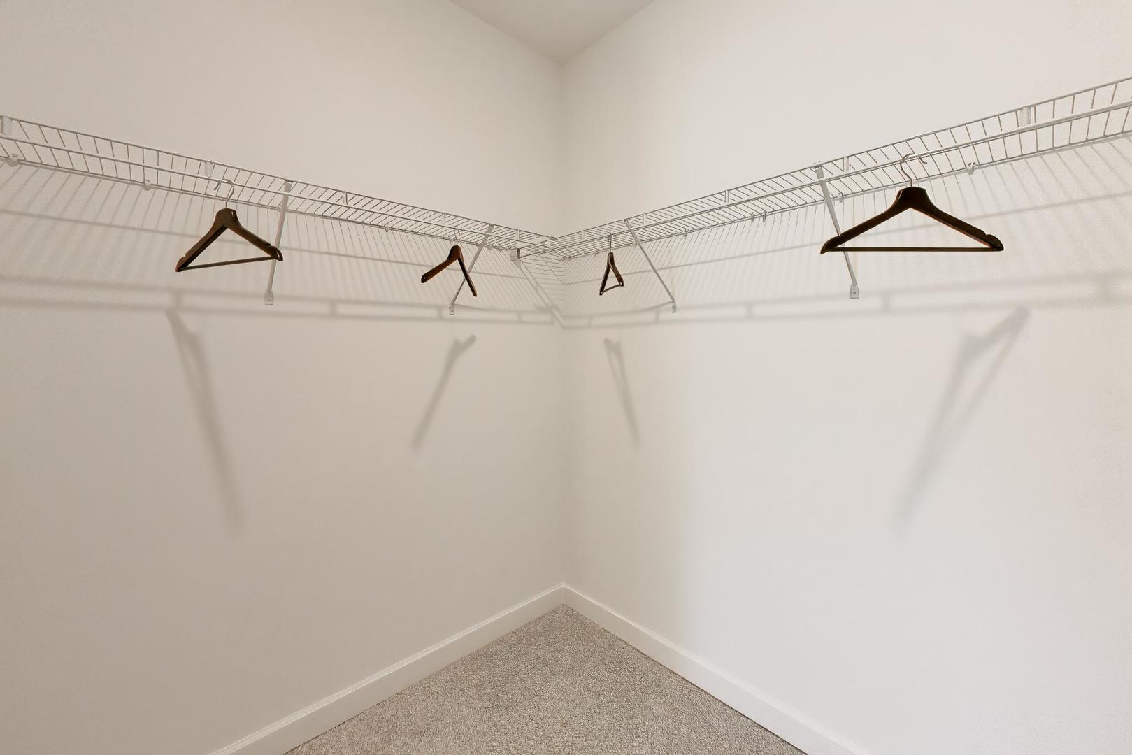 270 Masters Drive Addison, IL 60101 - Photo 13 of 29