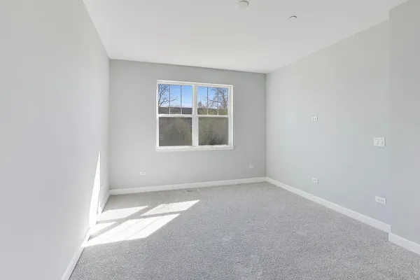 $426,295 | 270 Masters Drive, Addison, IL 60101