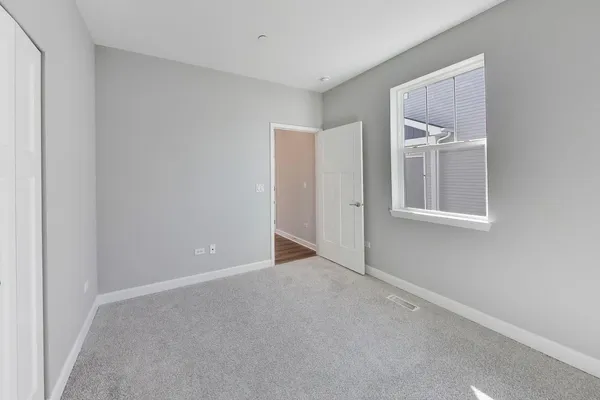 $426,295 | 270 Masters Drive, Addison, IL 60101