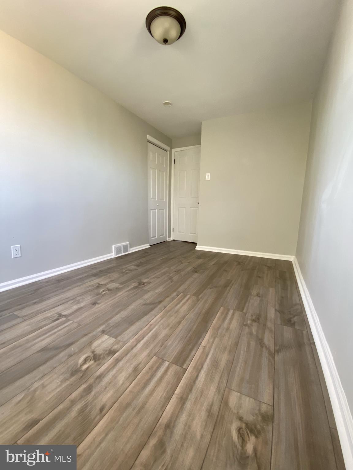 2098 Heather Road Folcroft, PA 19032 - Photo 17 of 27