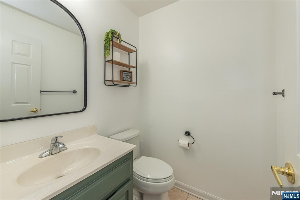 92 Carter Road Wanaque, NJ 07420 - Photo 15 of 21