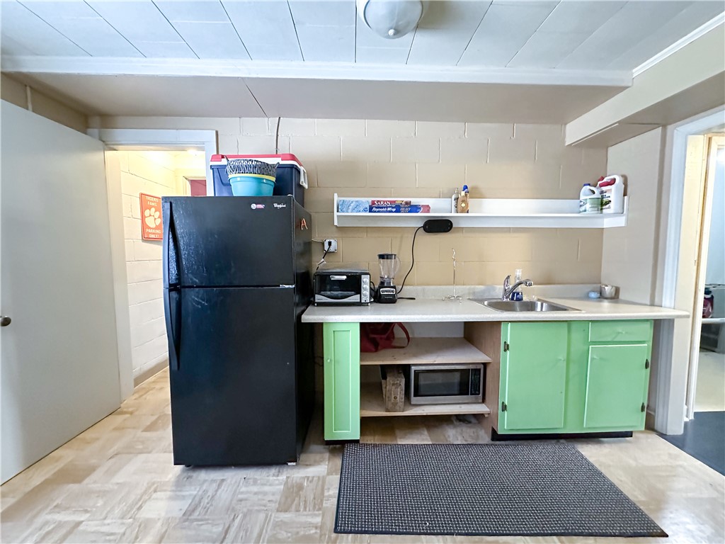 252 Riggs Drive Clemson, SC 29631 - Photo 36 of 45 downstairs kitchen
