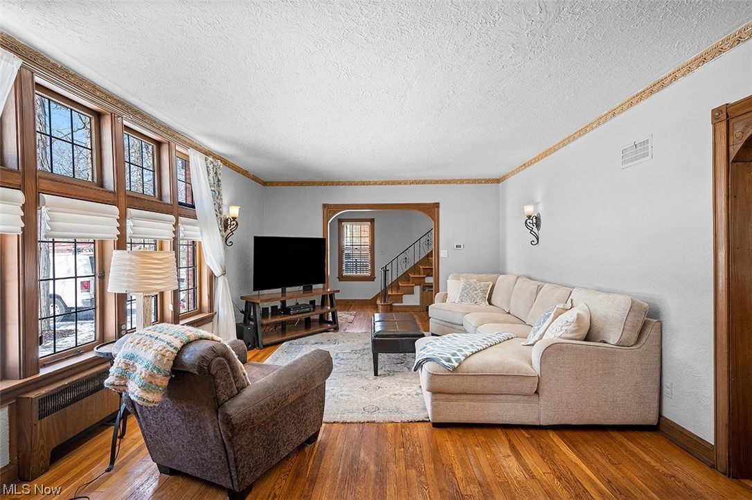 2451 Charney Road Cleveland, OH 44118 - Photo 7 of 35 Gallery Image 7