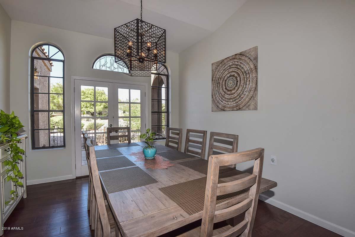 2335 East Mountain View Road Phoenix, AZ 85028 - Photo 12 of 43 Dining Room2