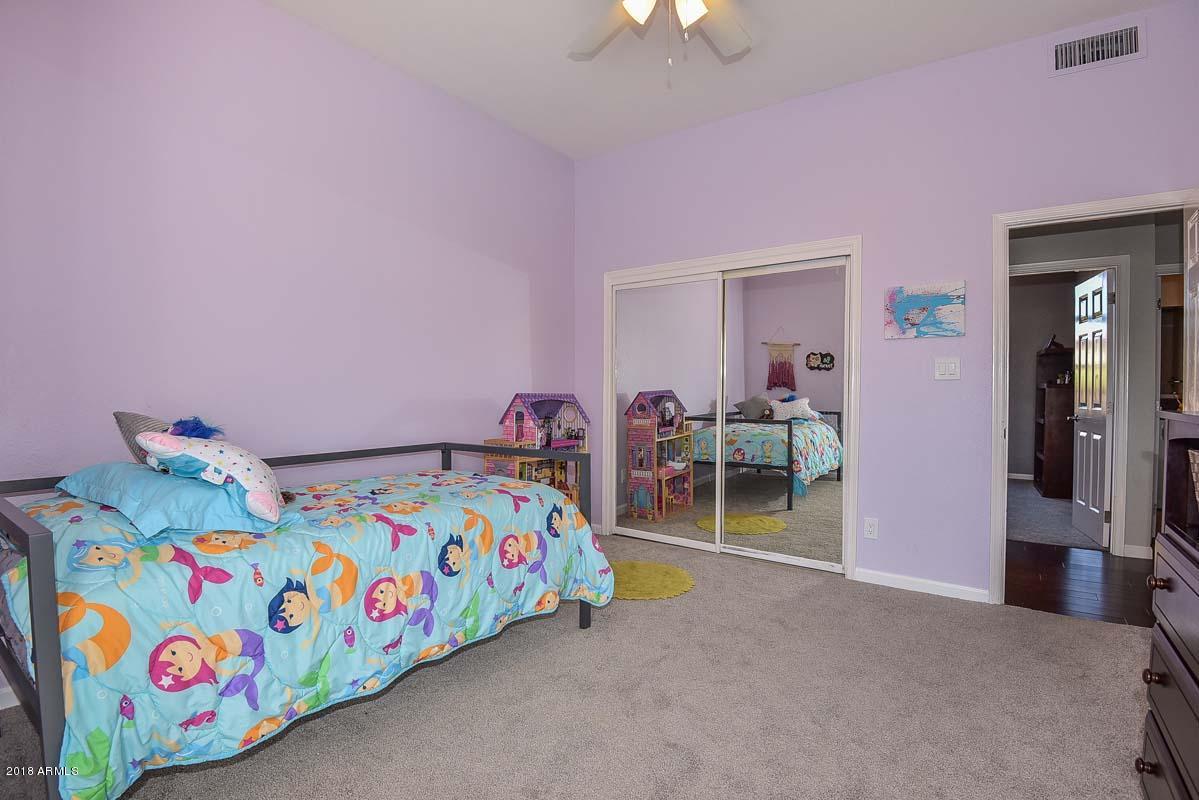 2335 East Mountain View Road Phoenix, AZ 85028 - Photo 29 of 43 2nd Bedroom-Closet