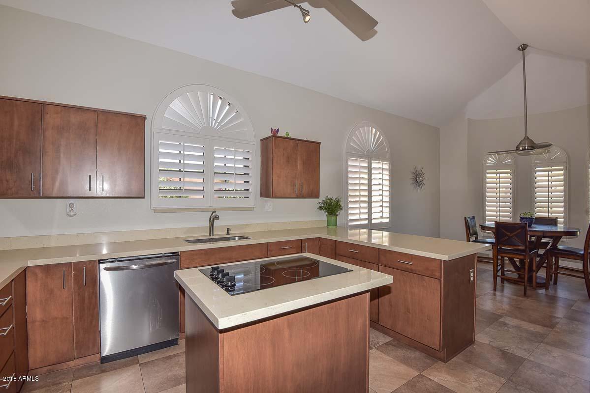 2335 East Mountain View Road Phoenix, AZ 85028 - Photo 8 of 43 Kitchen