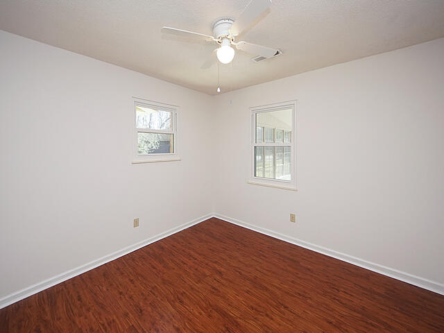 201 Turtle Cove Road Summerville, SC 29485 - Photo 25 of 44 Bedroom 2 with multiple windows