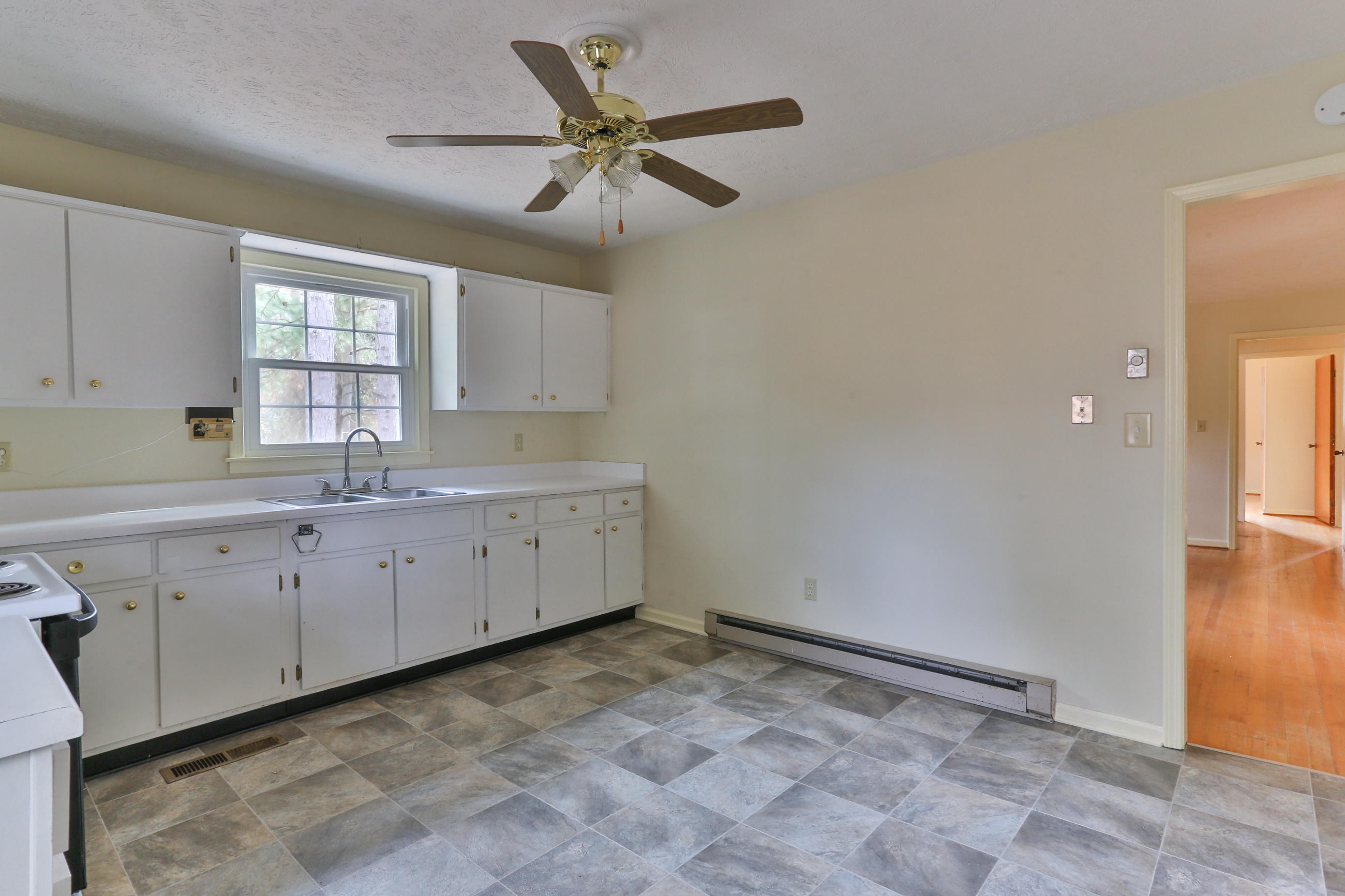 216 Crosswinds Drive Rincon, GA 31326 - Photo 8 of 23 2Z1A7756