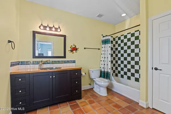 $650,000 | 616 Nelson Neck Road, Sealevel, NC 28577