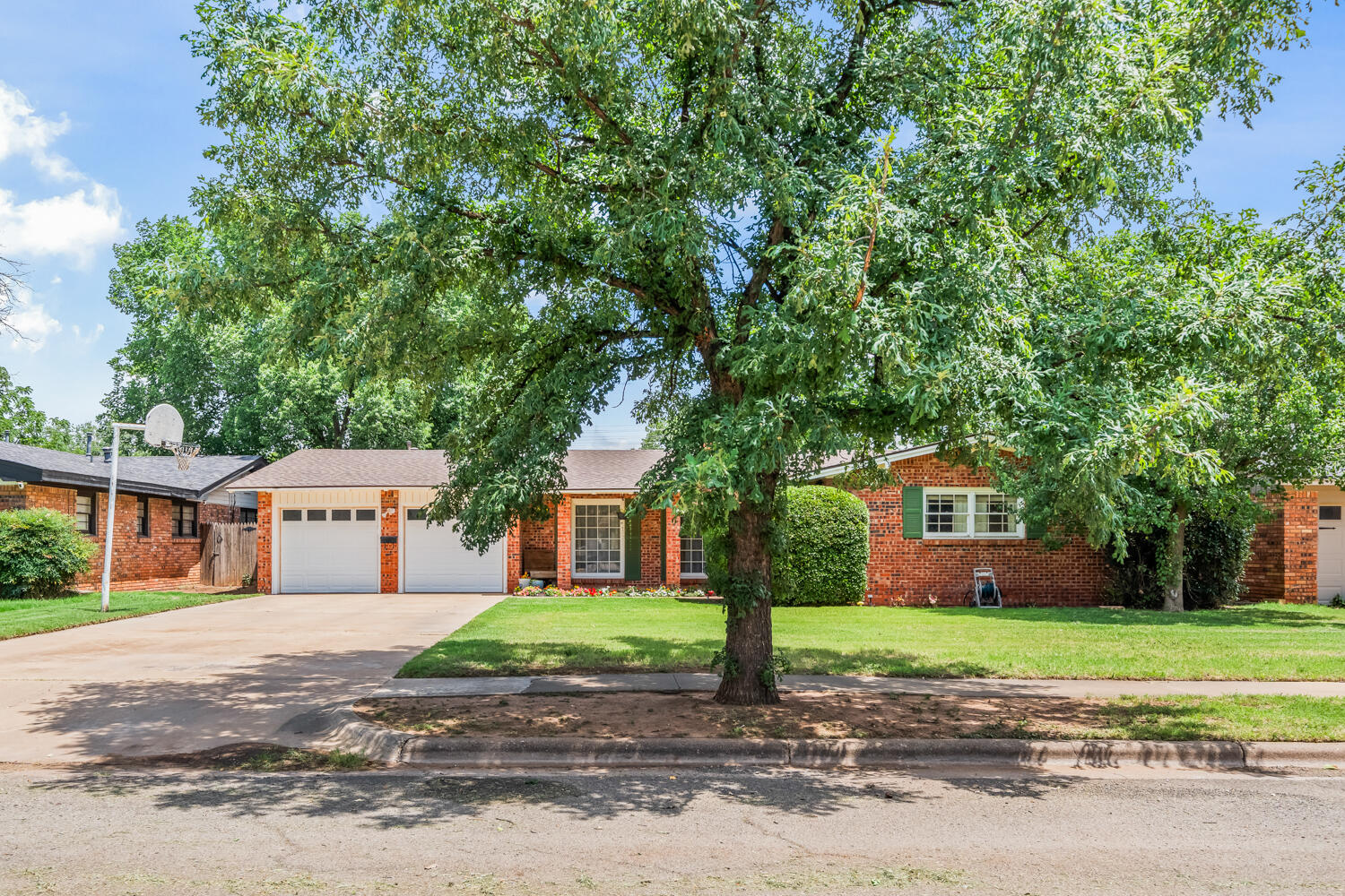 3012 56th Street Lubbock, TX 79413 - Photo 3 of 30 3012 56th St-30