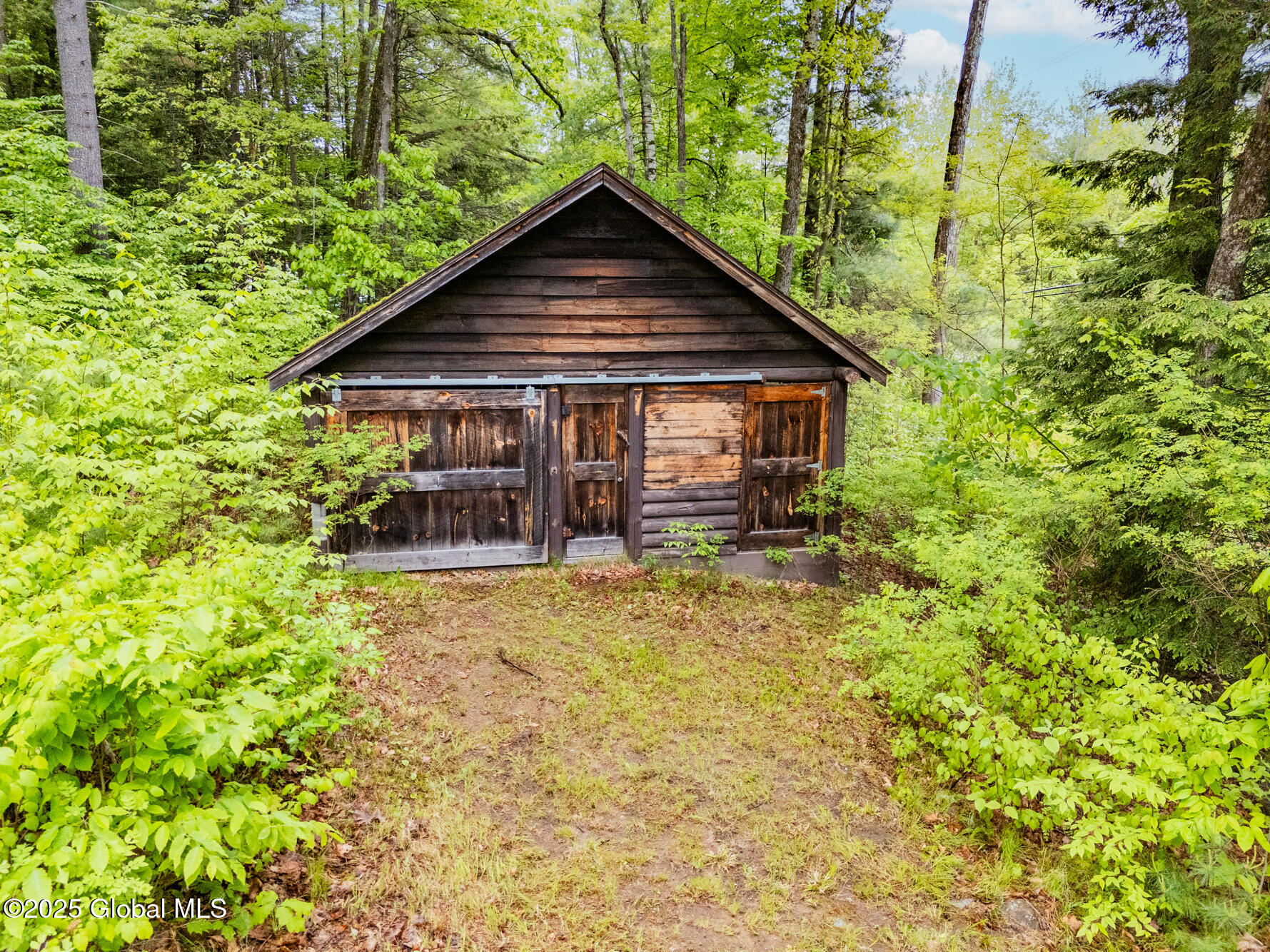 91 Middle Road Lake George, NY 12845 - Photo 9 of 57 20250522-DJI_20250522122126_0411_D