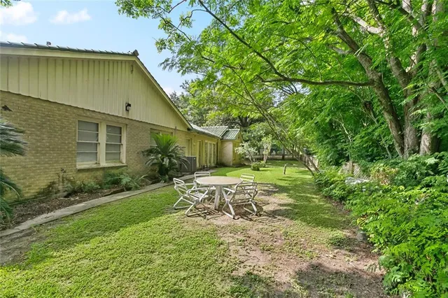 $750,000 | 2 Maryland Drive, New Orleans, LA 70124