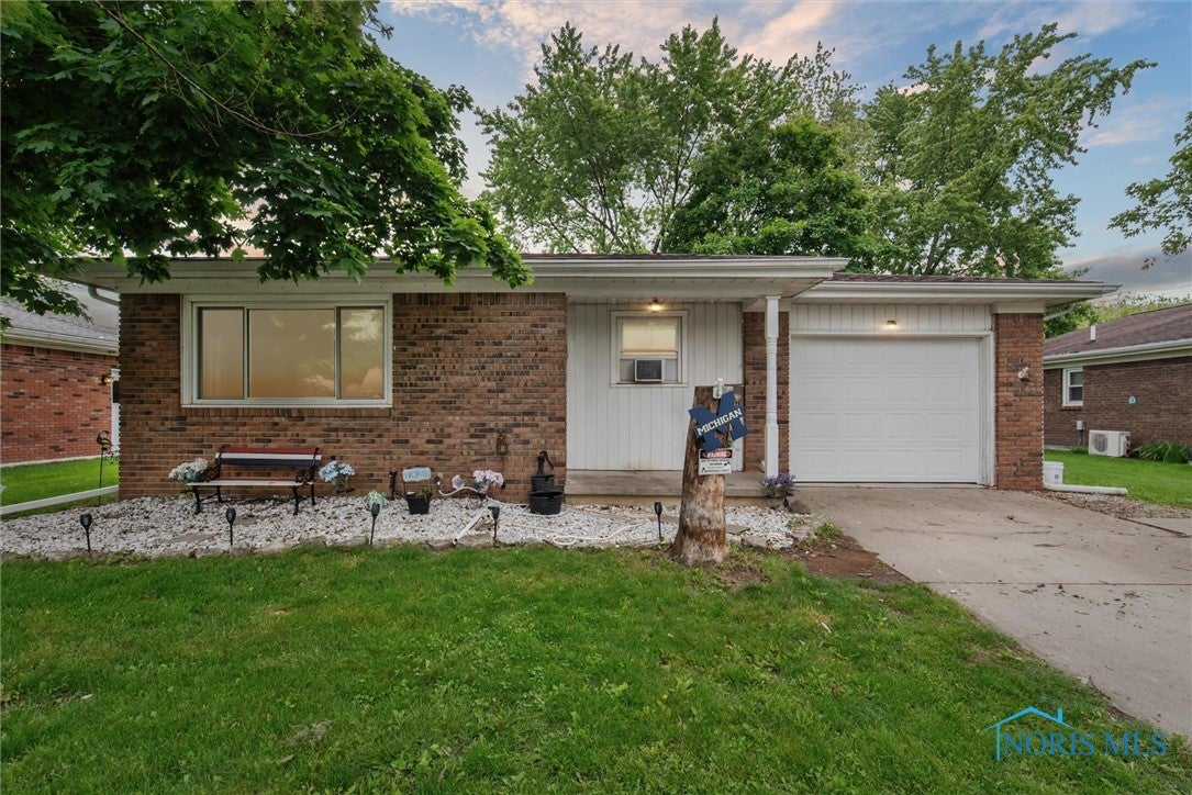 417 Indian Road Wauseon, OH 43567 - Photo 3 of 36 Gallery Image 3