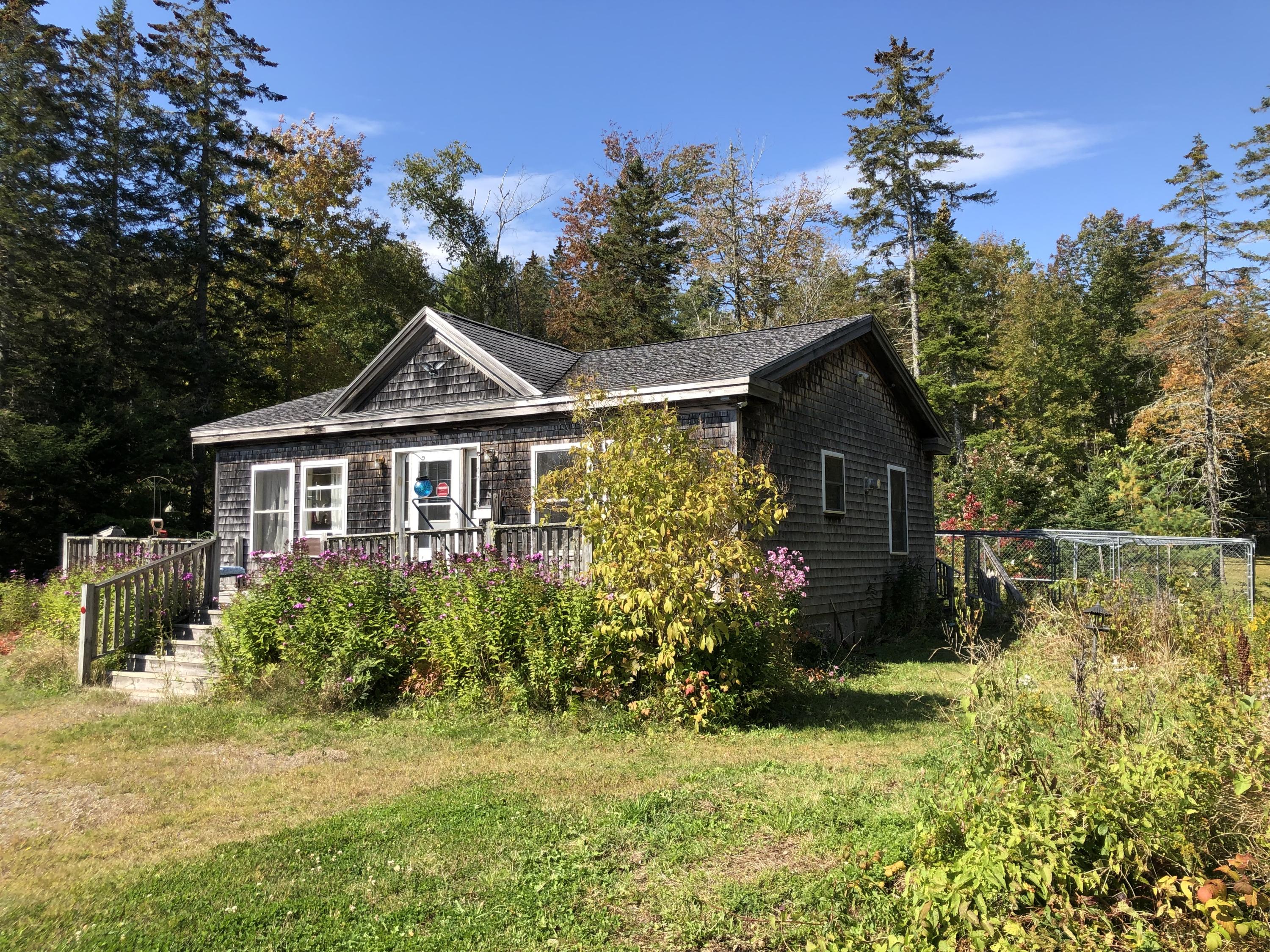 398 Old County Road Pembroke, ME 04666 - Photo 15 of 24 146