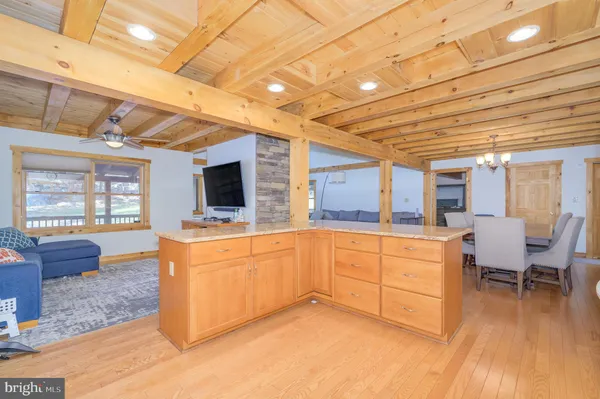 $585,000 | 456 Parkside Terrace, Berkeley Springs, WV 25411