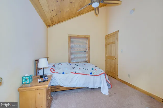 $585,000 | 456 Parkside Terrace, Berkeley Springs, WV 25411