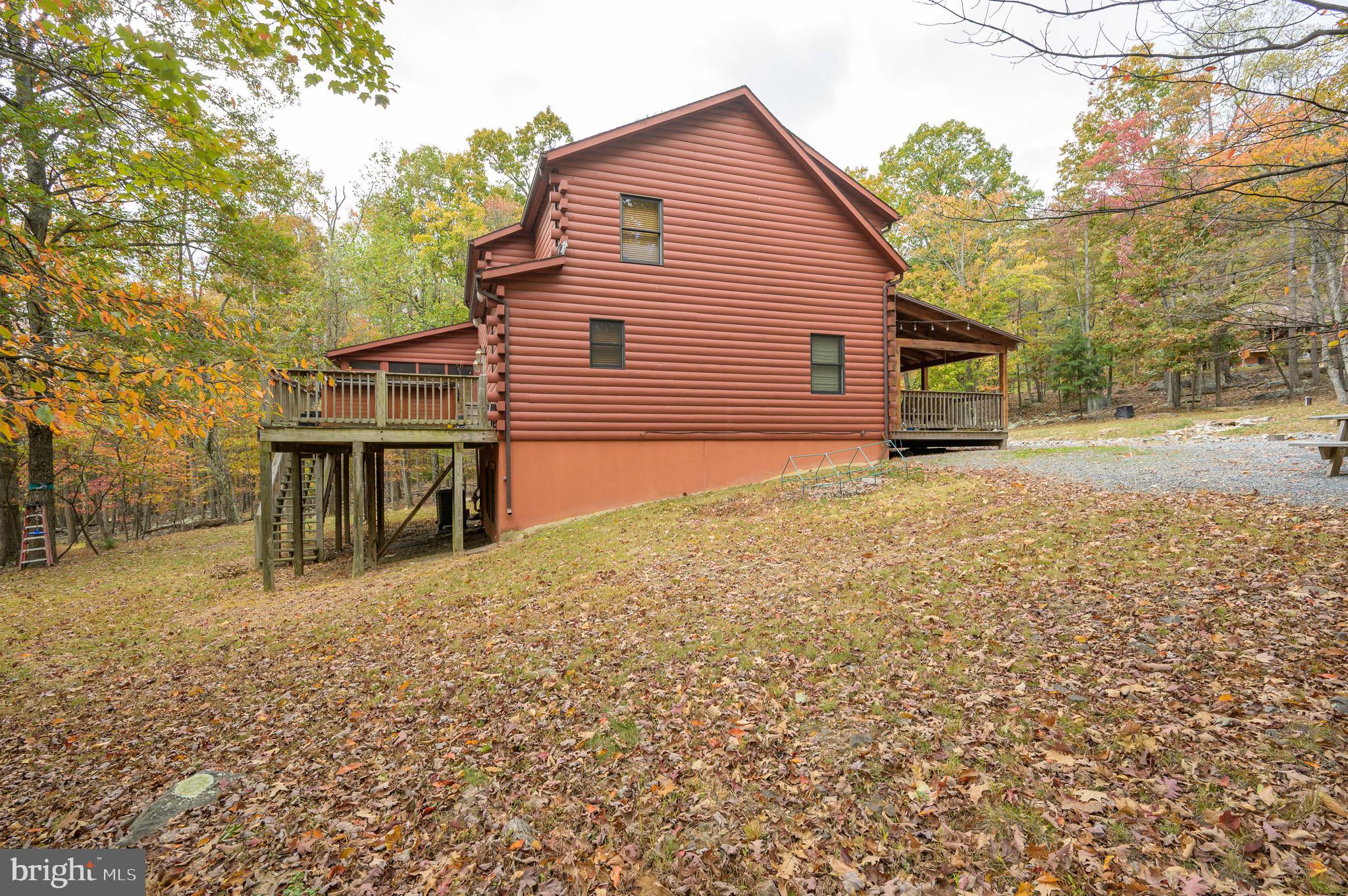 456 Parkside Terrace Berkeley Springs, WV 25411 - Photo 7 of 102