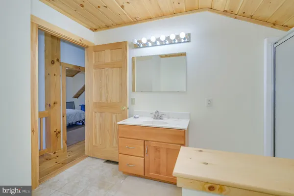 $585,000 | 456 Parkside Terrace, Berkeley Springs, WV 25411