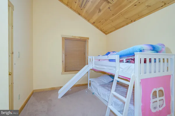 $585,000 | 456 Parkside Terrace, Berkeley Springs, WV 25411