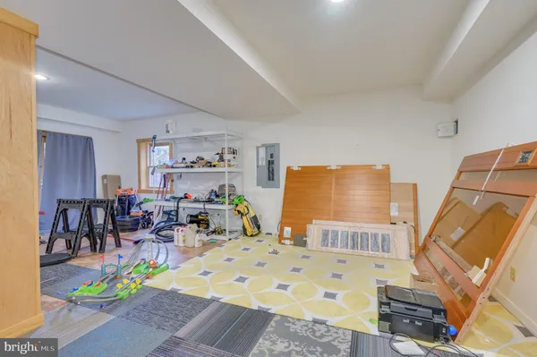 $585,000 | 456 Parkside Terrace, Berkeley Springs, WV 25411