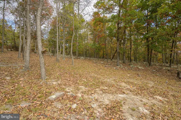 $585,000 | 456 Parkside Terrace, Berkeley Springs, WV 25411