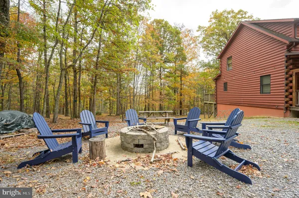 $585,000 | 456 Parkside Terrace, Berkeley Springs, WV 25411