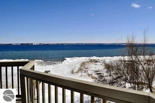 9696 Center Road Traverse City, MI 49686 - Photo 3 of 18 1725155-2.JPG