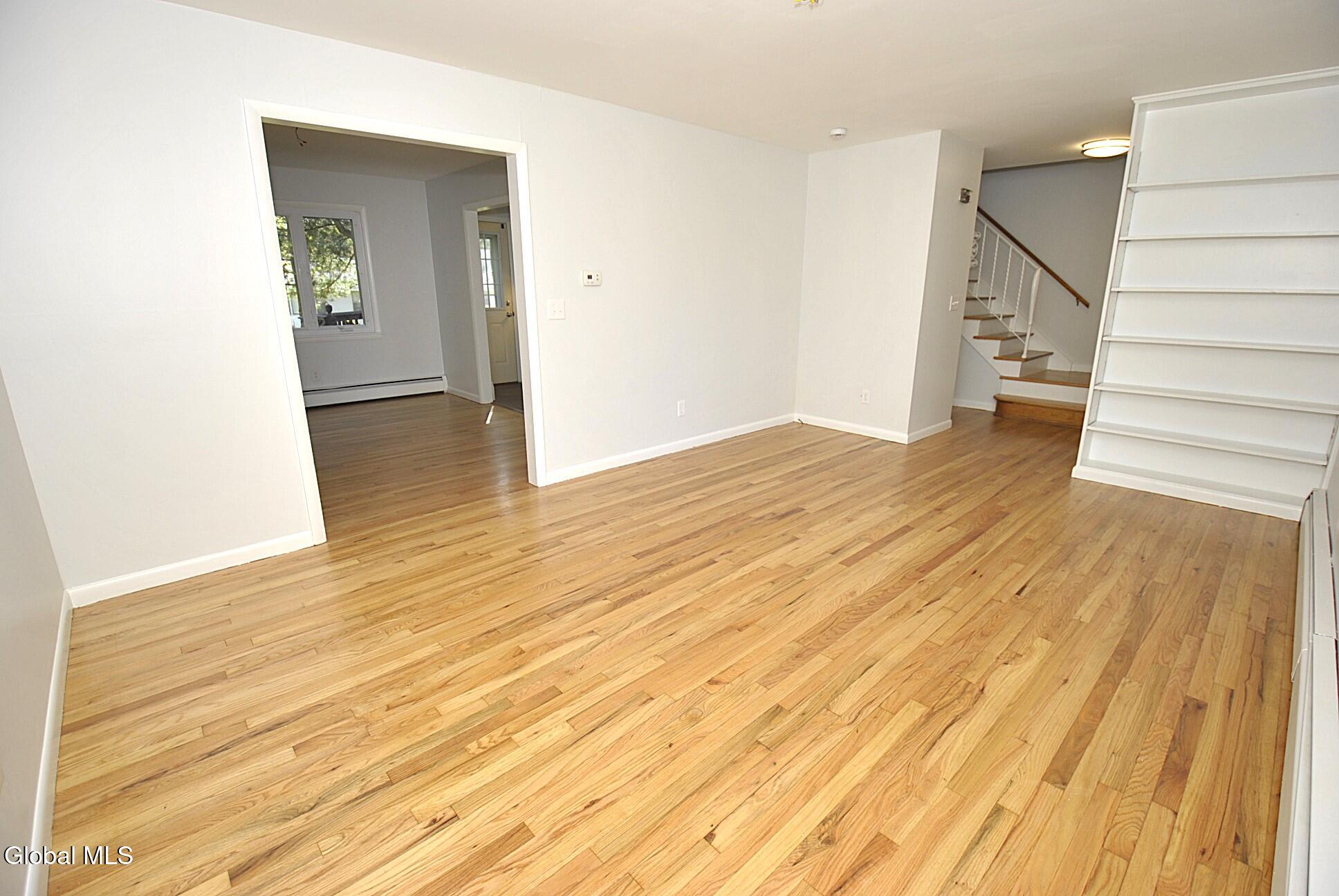 49 Delafield Drive Colonie, NY 12205 - Photo 13 of 29 _DSC0947-0