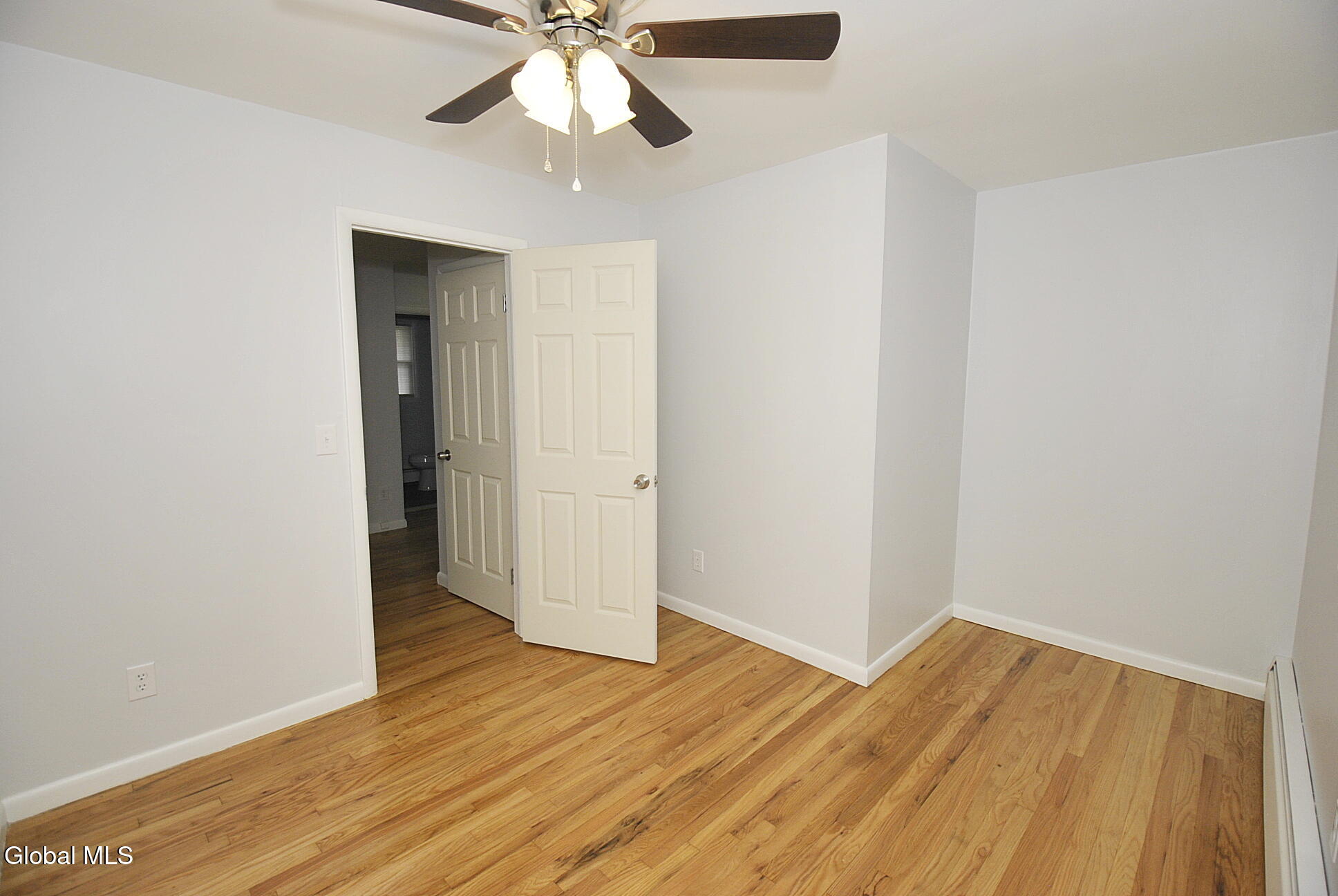 49 Delafield Drive Colonie, NY 12205 - Photo 19 of 29 _DSC0033-0