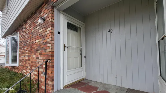 $2,400 | 49 Delafield Drive, Colonie, NY 12205