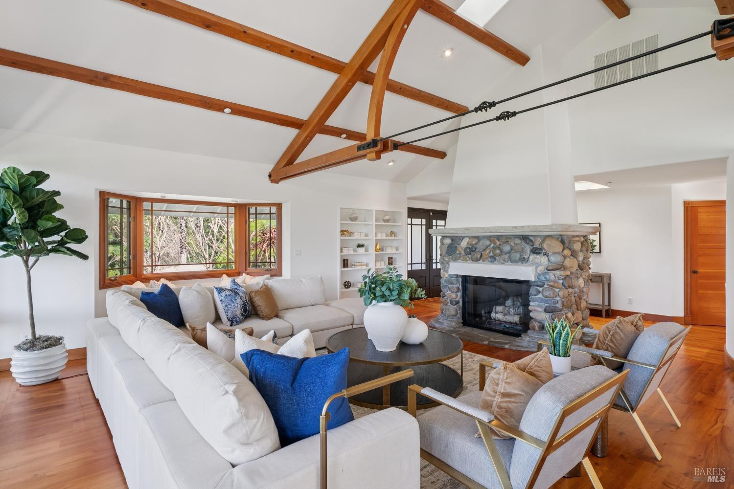 176 Highland Avenue San Rafael, CA 94901 - Photo 17 of 78