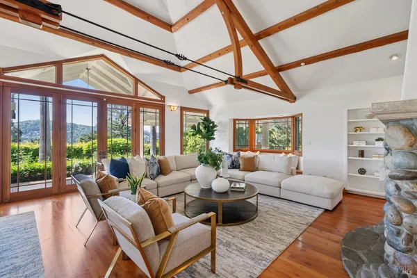 $3,995,000 | 176 Highland Avenue, San Rafael, CA 94901